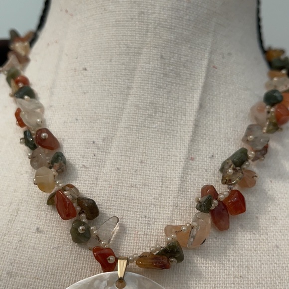 Gorgeous Multi Colored Stone and Abalone Necklace - Picture 4 of 4